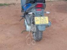 https://riyasewana.com/uploads/aprilia-sr125-101955491398331.jpg