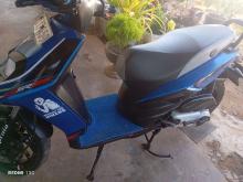 https://riyasewana.com/uploads/aprilia-sr125-152042566395.jpg
