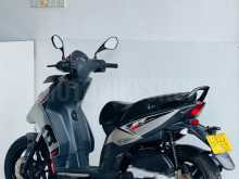 https://riyasewana.com/uploads/aprilia-sr125-1918163213153.jpg