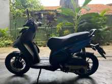 https://riyasewana.com/uploads/aprilia-sr125-1958284103.jpg