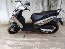 https://riyasewana.com/uploads/aprilia-sr125-613205613973.jpg
