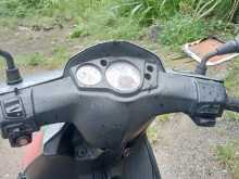 https://riyasewana.com/uploads/aprilia-sr150-1813080113354.jpg