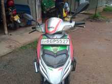 https://riyasewana.com/uploads/aprilia-sr150-2110212413782.jpg