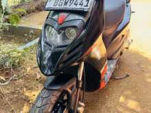 https://riyasewana.com/uploads/aprilia-sr150-913131422953.jpg