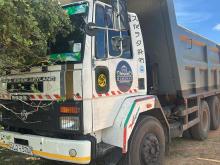 https://riyasewana.com/uploads/ashok-leyland-10-weel-223550824421.jpg