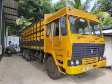 Ashok-Leyland 10 Wheel 2003 Lorry