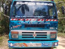 Ashok-Leyland 2518 2014 Lorry