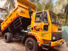 Ashok-Leyland 1613 2010 Lorry