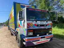 Ashok-Leyland 1618 2011 Lorry