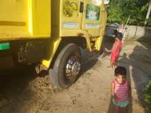 Ashok-Leyland Ashoke Leyland 2017 Lorry