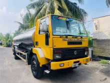 Ashok-Leyland Bowser 2009 Lorry