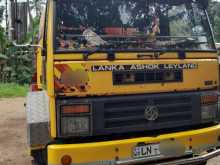 Ashok-Leyland Bowser 2017 Lorry