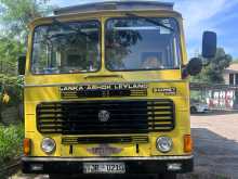 Ashok-Leyland Comet 2004 Lorry