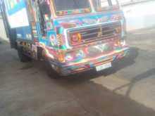 Ashok-Leyland Comet 2005 Lorry