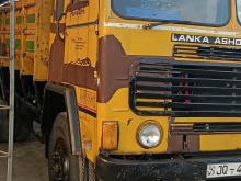 Ashok-Leyland Comet 2004 Lorry