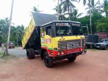 https://riyasewana.com/uploads/ashok-leyland-comet-tipper-181815124232.jpg