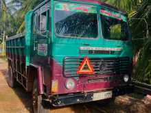 Ashok-Leyland Commet 2004 Lorry