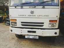 Ashok-Leyland E Commet 2012 Lorry