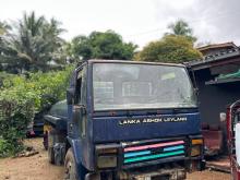Ashok-Leyland Ecomet 1995 Lorry