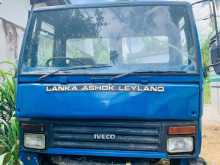 Ashok-Leyland Evico 909 2000 Lorry