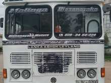 Ashok-Leyland Hino Sincomax42 2005 Bus