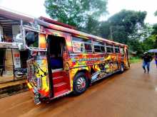 Ashok-Leyland Hinonpower 2005 Bus
