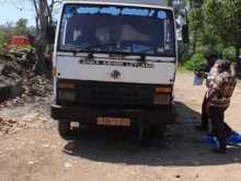 Ashok-Leyland Iveco 1999 Lorry