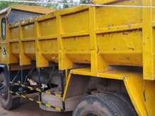 https://riyasewana.com/uploads/ashok-leyland-lal-comet-81447184273.jpg