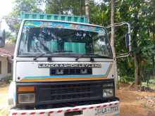 Ashok-Leyland Leyland 2004 Lorry