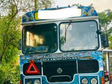 Ashok-Leyland Leyland 2004 Bus