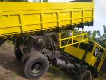 https://riyasewana.com/uploads/ashok-leyland-leyland-tiper-5100643555.jpg