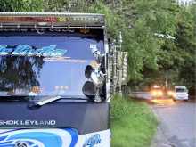 https://riyasewana.com/uploads/ashok-leyland-mitr-1619031722472.jpg