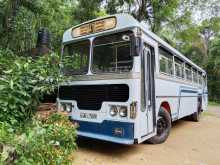 Ashok-Leyland Semi 2004 Bus