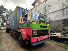 Ashok-Leyland Tanki 2016 Lorry