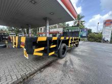 https://riyasewana.com/uploads/ashok-leyland-thattu-lorry-148313724241.jpg