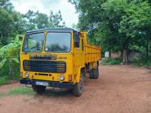 Ashok-Leyland TIPER 2005 Lorry