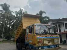 https://riyasewana.com/uploads/ashok-leyland-tipper-1110160622682.jpg