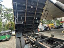 https://riyasewana.com/uploads/ashok-leyland-tipper-147543924662.jpg