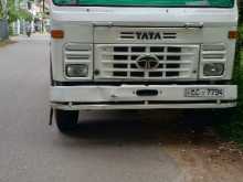 Ashok-Leyland Tipper 2006 Lorry