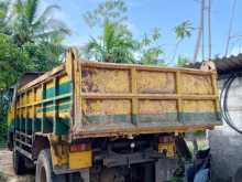 https://riyasewana.com/uploads/ashok-leyland-tipper-2007-1318270212022.jpg