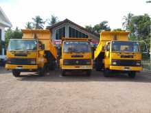 Ashok-Leyland Tipper 2011 Lorry
