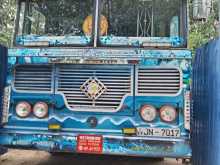 Ashok-Leyland Viking 2004 Bus
