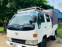 Toyota Toyota 2005 Crew Cab