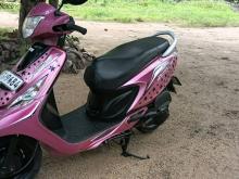 TVS ZEST 2015 Motorbike