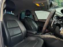 https://riyasewana.com/uploads/audi-audi-a4-2012-1911571612703.jpg