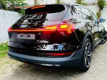 https://riyasewana.com/uploads/audi-e-tron-q8-13112917194.jpg