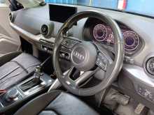 https://riyasewana.com/uploads/audi-q2-s-2017-612380212933.jpg