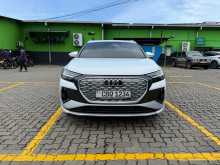 Audi Q4 2023 SUV