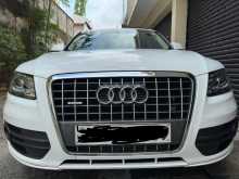 Audi Q5 2011 SUV