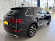 https://riyasewana.com/uploads/audi-q7-141552424483.jpg